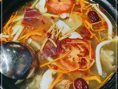 -云南印象昭通天麻火腿鸡(新疆石油花园二期店)