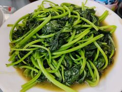 -容里煲仔饭(利丰北路店)