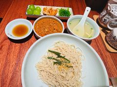 -裕兴记•蟹黄面馆(人民广场店)