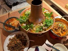 -浩海火燒雲傣家菜(芮欧百货店)