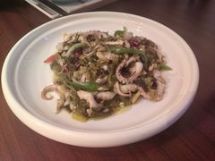 -魏铭鱼头捞饭(晋阳路店)