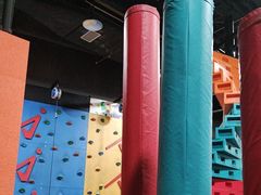 -嗨马乐动室内潮玩运动·团建·轰趴·桌游(南丰汇店)