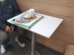 -麦当劳(乳山路店)