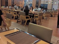 -华邑酒店·鲜艳全日自助餐厅