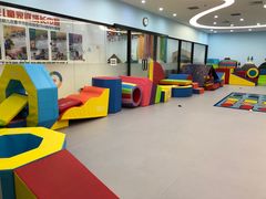 -美国谷斯妈妈早教中心 (陆家嘴店)