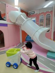 -孩子王童乐园(成都吾悦广场店)