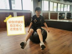 -温鉴良实用咏春拳