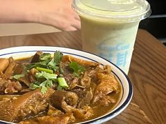 -CowCow其其·牛杂咖啡公司(六运店)