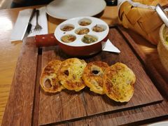 蜗牛配蒜香面包-EN SPACE恩空间