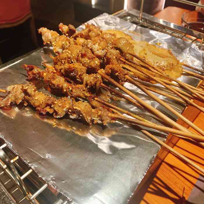 馋嘴猫串吧(大望路店)-"这是我最常去的一家烧烤店了 馋嘴猫有很.