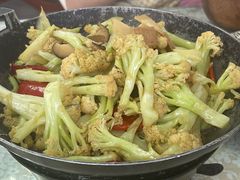 -天天向上素食餐厅(五台山店)