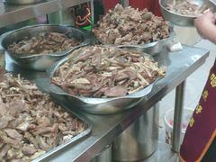 -黎老幺光雾山黄羊汤锅