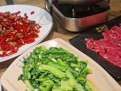 -肖四女乐山跷脚牛肉(滨江天街店)