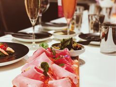 -wineapp葡萄酒餐吧(外滩金融中心店)