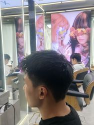 -藤野造型烫发染发