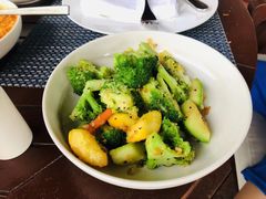 -宴悦海鲜餐厅·游水海鲜·牛排(亚龙湾瑞吉店)
