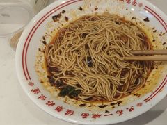 -犟一碗双椒鸡面(得意世界店)