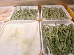-李记称盘牛杂串串(广厦店)