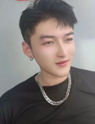 -冰岛刺青·手工耳饰品售卖·专业纹身