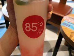 -85度C(生甜甜圈研究工坊·上海局门店)