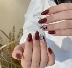 -花系美·美甲美睫精品店