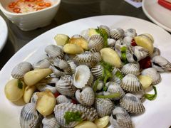 -胡须佬鸡煲四季火锅店(石厦西村直营店)