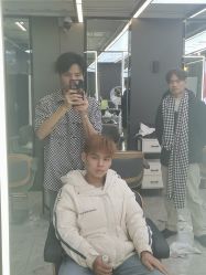 -藤野造型烫发染发