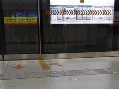 -靖江路(地铁站)