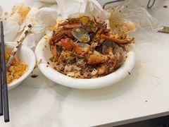 -凤凰路何眼镜香辣蟹(花果园店)