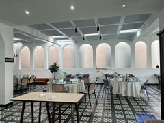-夏屿湖畔.落日湖景餐厅(普者黑景区店)