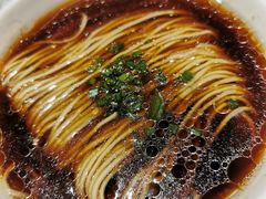 特色红汤面-萬國春·中菜馆(颐和公馆店)