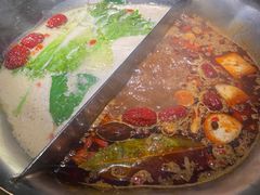 -湊湊火锅·茶憩(南京东路悦荟店)