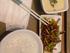 -老乡鸡(西岸凤巢店)