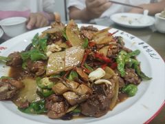 -鲁南仔·滕州炒鸡(经三路店)