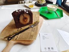 黑fun梨-茶是一枝花泡茶店