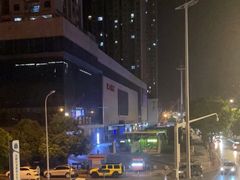 -金逸影城(武汉人信汇IMAX店)