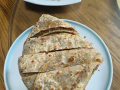 -溢心园香河肉饼总店