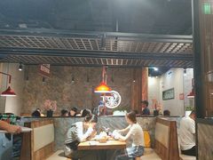 -叶派龙虾•招牌香辣蟹·海鲜(中海国际店)