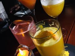 -Whisper Bar 