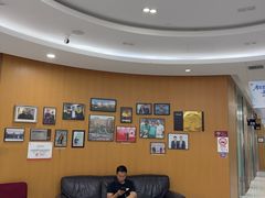 -雅悦齿科(顾村公园店)