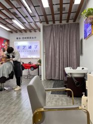 -手艺铺子·专注男士理发