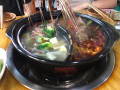 -灌县老妈砂锅串串香(万科红生活广场店)