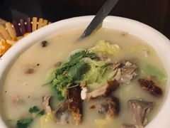 鸭架汤-京尊烤鸭店JINGZUN(春秀路店)