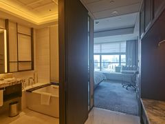 -上海前滩香格里拉大酒店