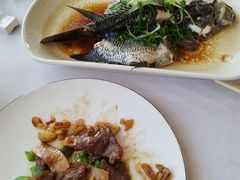 -鹿鸣酒家(越秀店)