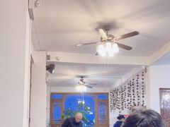 -阿婆情腊排骨火锅(金虹路店)