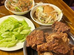 -王记酱骨头馆(新华路一店)