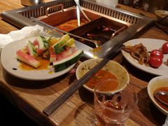 -老牌坊云南鱼豆花火锅(爱建店)