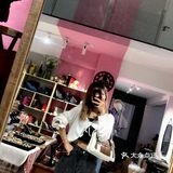 就在海大旁边的古着店