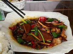 -临街徽菜馆·正宗黄山味